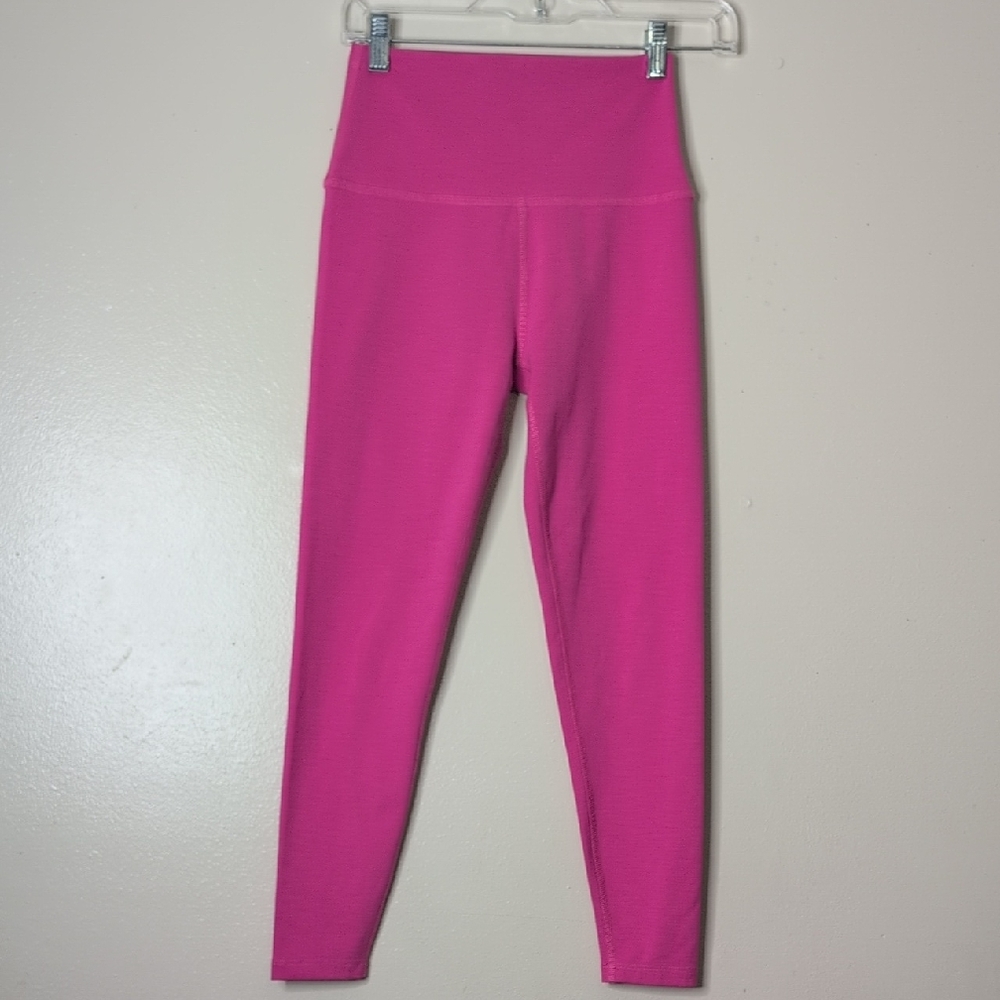 Beyond Yoga Pink Ribbed Leggings Size M